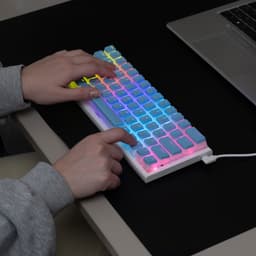 60% Mechanisch Gaming Keyboard – Pudding keycaps - RGB - Bedraad — thumbnail 3