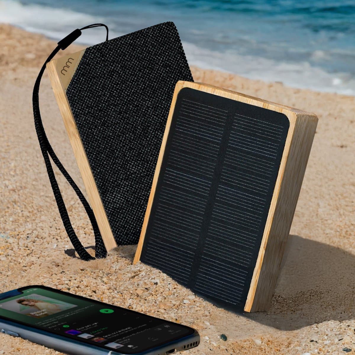 MikaMax Solar Bamboo Speaker - Draadloze Bluetooth Speaker - Compact en Lichtgewicht - Zonnepaneel Opladen - Duurzaam en Stijlvol — afbeelding 1