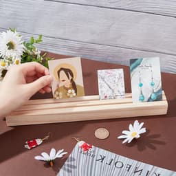 Houten Oorbellen Display Stand met 2 Slots, Sieradenhouder voor Oorbellen en Ringen, Ideaal voor Thuis en Winkels, 31 x 4 cm — thumbnail 2