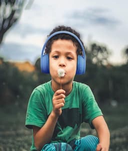 Koptelefoon kinderen met draad - Kinderkoptelefoon - Bedrade hoofdtelefoon - Veilig volume - School - Tablet - Laptop - Reizen - Muziek luisteren — thumbnail 3