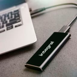 Externe SSD - Draagbare Harde Schijf - Snelle Data Transfer - USB 3.2 Gen 2 - 1 TB - Zilver — thumbnail 5