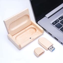Externe USB schijf met houten behuizing en opslagcapaciteit tot 64 GB — thumbnail 3