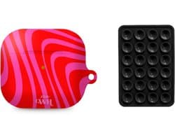 xoxo Wildhearts AirPods hoesje Berry Much Rood & Roze + Telefoonsticker Stick On Me Square Zwart – geschikt voor AirPods 4
