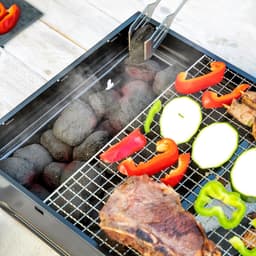 ATXANC BBQ Grill - Tafel Barbecue - Houtskoolbarbecues - Mini Houtskool Smoker - Opvouwbare inkapbare ruime tafel BBQ voor camping reizen vakantie compact — thumbnail 5