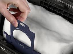 AEG VX83-2DB - Stofzuiger met stofzak - Zeer stille stofzuiger met 64 dB- HEPA filtratie - Stilste stofzuiger in zijn klasse - 12m actieradius - Sterke zuigkracht - Vacuum cleaner - Denim Blauw - 64 dB — thumbnail 8