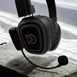 Silent Disco Pro Box 25 + Microfoon + Bluetooth | 25 HiFi Headsets FD-pro, Bluetooth zender T80-Pro, Storage Box | DOLLY DIGITAL© — thumbnail 2