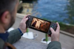 ASUS ROG Ally X - RC72LA-NH007W - Handheld Gaming Console - 1TB - 3 maanden Xbox Game Pass Ultimate — thumbnail 5
