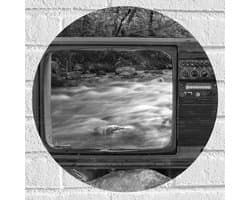 Muursticker Cirkel - Oude Vintage Televisie met Doorkijk op Rivier (Zwart-wit) - 40x40 cm Foto op Muursticker