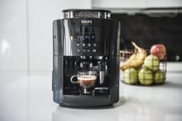 Krups Essential EA8150 - Volautomatische Espressomachine - Thermoblock-systeem - Personaliseren en Favorieten Opslaan - Zwart - Koffiemachine met bonen — thumbnail 5