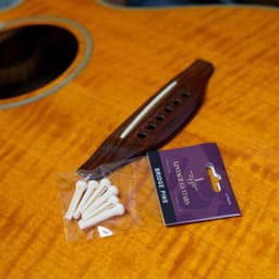 Premium Brugpinnen Wit akoestische gitaar - Set (6 stuks) Brugpin - Pinnen voor gitaar - Gitaar volwassenen - Gitaar kind — thumbnail 4