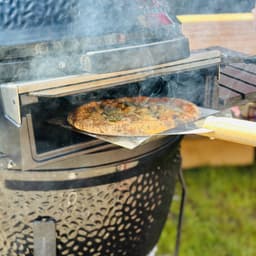 PiRO bbq JB Edition - Pizzaoven voor kamado barbecue - Draaispit batterijmotor bbq — thumbnail 3