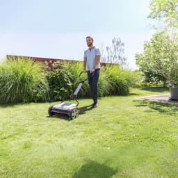 YOR®Grasmaaier Handmatig – Grastrimmer Opvouwbaar – Handmaaier 38 Cm Breed - Kooimesmaaier - Grijs - 57cm x 38cm x 28cm — thumbnail 4