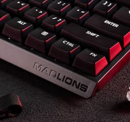 MADLIONS MAD 68 PRO - Hall Effect - 8000hz - 0.1ms - Aluminium - Magnetisch Toetsenbord - RGB - 68% - QWERTY - Gaming Toetsenbord - Magnetic Silver Switches - Zwart — thumbnail 2
