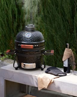 BELIANI KAMADO - Mini houtskoolgrill - Zwart - Keramiek — thumbnail 2