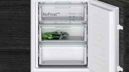 Siemens KI86NVSE0 - iQ300 - Inbouw koel-vriescombinatie - 177.2 cm x 54.1 cm - Sleepdeur - noFrost: nooit meer je vriezer ontdooien - hyperFresh: de extra ruime vershoudlade voor groente en fruit - Led verlichting — thumbnail 7