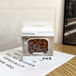 Geschikt voor AirPods Pro 3 TPU Beschermhoes Silicone Case met Volledige Bescherming Luipaard — thumbnail 2