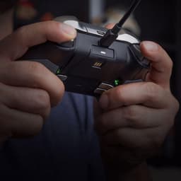 PDP Play & Charge Oplaadbare Batterij Kit - Xbox Battery Pack - Xbox Series X|S & Xbox One — thumbnail 5