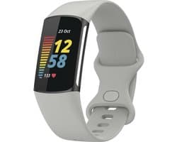 Siliconen Smartwatch bandje - Geschikt voor Fitbit Charge 5 / Fitbit Charge 6 siliconen bandje - grijs - Strap-it Horlogeband / Polsband / Armband - Maat: Maat S
