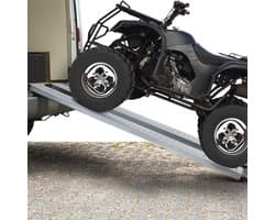 Oprijplaten voor Voertuigen - 400 kg Belastbaar Staal met Antislip, Hellingen voor Aanhanger, Motorfiets en Grasmaaier - Set van 2