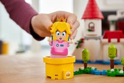 LEGO Super Mario Uitbreidingsset: Peach’ kasteel - 71408 — thumbnail 4