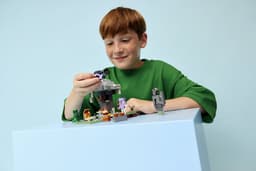 LEGO Minecraft - De bleke tuin Constructiespeelgoed — thumbnail 2