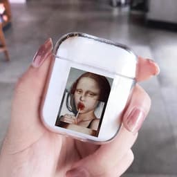 Shieldcase Mona Lisa Case - beschermhoes geschikt voor Airpods 2 case - transparant - Hardcase transparant met Mona Lisa print - Patroon hoesje geschikt voor Airpods 2 — thumbnail 5