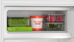 Bosch KIL42NSE0 - Serie 2 - Vrijstaande Inbouwkoelkast - Zeer stil - Led verlichting - Exta ruime lade voor groente en fruit — thumbnail 9