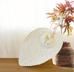 Natuurlijke Handwaaier van Bamboe - Elegante Ventilator voor Zomer en Feestjes — thumbnail 4