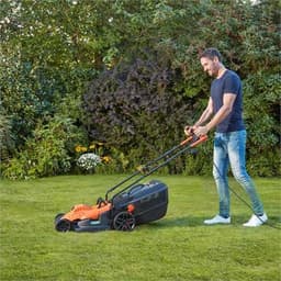 BLACK & DECKER Grasmaaier 42cm 1800W - Fiets met handvat BEMW481BH — thumbnail 3