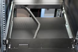 Digitus DS-72211 rack console 48,3 cm (19'') 1366 x 768 Pixels Zwart 1U — thumbnail 3