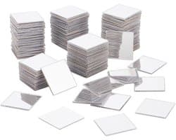 300 Stuks Vierkante Mozaïektegels 20mm Mini Spiegeltegels Zelfklevend voor Creatief Knutselen, Decoratie voor Fotolijsten, Vazen en Feestelijke Disco's