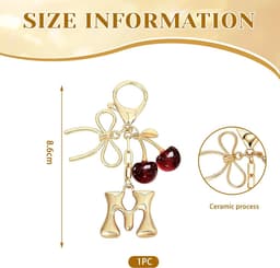 Charme, rode Kersen Sleutelhanger Met M Letter, Designer Tashanger, Leuk Hanger Accessoire, Handtashanger Voor Dames — thumbnail 2