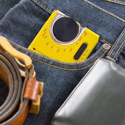 Caliber Noodradio - Radio op Batterijen - Draagbare Radio - Met Zaklamp - Geel — thumbnail 5