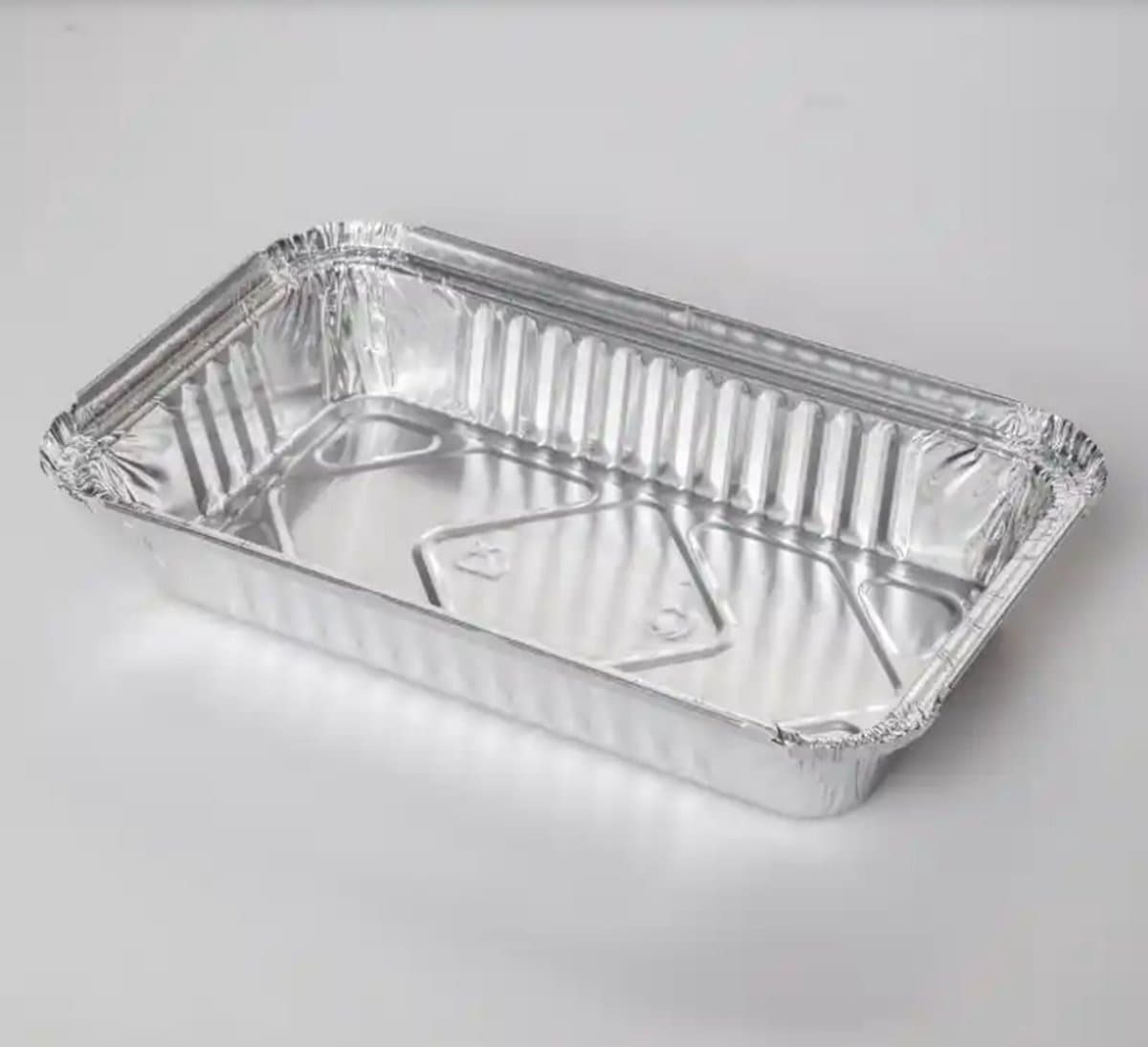 Rechthoekige aluminium wegwerp bakje 650ml 224x132x34mm per 100 stuks inclusief deksels - Alu bakje - Ideaal voor barbecue | Fitness | Take Away | Prep meal | Aluminium bakjes wegwerp | Aluminium bakjes met deksel | Aluminium wegwerp bakjes — afbeelding 1