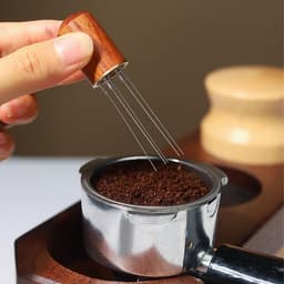 Premium Espresso Accessoires Espresso Naald Koffie Distributeur Tool Espresso Naald Distributeur Roeren Koffiezetapparaat + 58 mm Puck Scherm Cadeaus voor Barista's — thumbnail 4