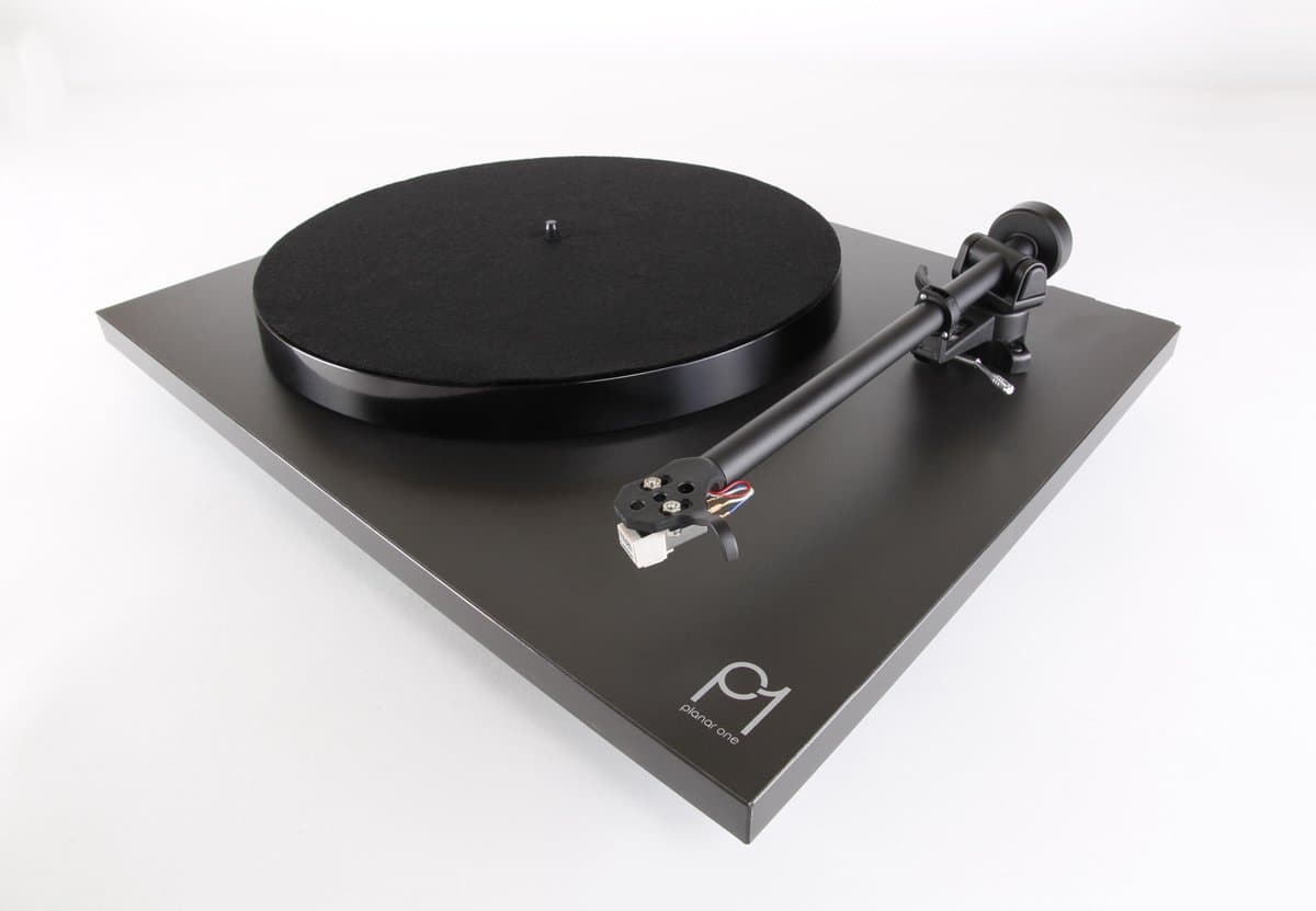 Rega Planar 1 Platenspeler - Carbon Cartridge - Mat Zwart — afbeelding 1