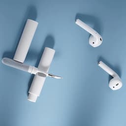 Airpods  Schoonmaakset - 3 in 1 Pen - Schoonmaakkit - Oordopjes Reinigen Schoonmaken - Airpods Reiniging set - Desinfecteren - Wit — thumbnail 4
