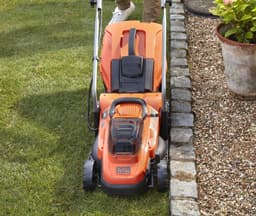 BLACK+DECKER 36V 2.5Ah 33cm Grasmaaier, 35L opvangbak - BCMW3336L1-QW — thumbnail 4
