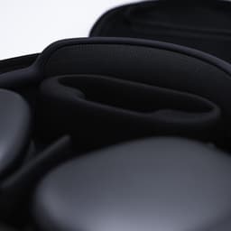 TCH Case voor AirPods Max - Hoes - Cover - Zwart - Always on magneet - Always Off - Hard Case - Accessoires — thumbnail 4