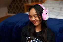 Squishmallows - Lola - Bluetooth Koptelefoon — thumbnail 5