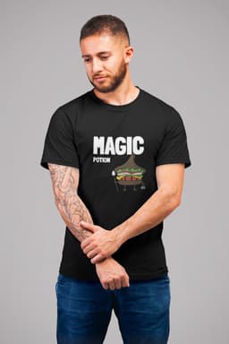 Shirt - Magic potion - Wurban Wear | Grappig shirt | Dieet | Unisex tshirt | Fast food | Airfryer | Sport | Verwenpakket | Wit & Zwart — thumbnail 1