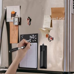 Magnetische boodschappenlijst met PU leren penhouder voor dagelijkse organisatie en planning van aankopen — thumbnail 4
