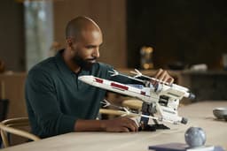 LEGO Star Wars X-Wing Starfighter - 75355 — thumbnail 10