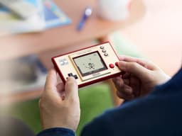 Nintendo Game & Watch console - Super Mario Bros — thumbnail 3