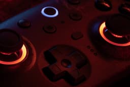 8BitDo Ultimate 2 Wireless Controller - WUCHANG: Fallen Feathers gamepad — thumbnail 4