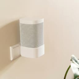 Muurbeugel geschikt voor Sonos One (SL) / Play:1 - Standaard geschikt voor Sonos One - Stopcontact Houder - Zonder boren - Kabelvrij & Stevig - Wit — thumbnail 4