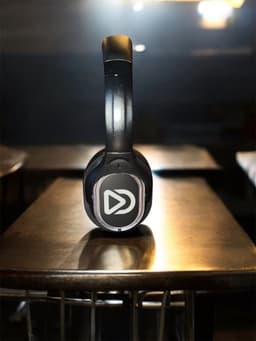 Dolly Digital set: 10x stuks type RD-Pro oplaadbare Silent Disco koptelefoons | Dolly Digital© original — thumbnail 3