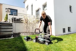 Accu Grasmaaier - Draadloze Maaier - Tuinonderhoud Gazon - Borstelloze Motor - 36 cm Snijbreedte - Zwart Groen — thumbnail 3