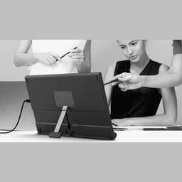 Draagbare Externe Monitor - Scherm Extender - Productiviteit Verhoging - Lichtgewicht Ontwerp - 15.6 Inch — thumbnail 2