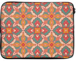 Laptophoes 15.6 inch - Patroon - Hippie - Oranje - Laptop sleeve - Binnenmaat 37x26 cm - Zwarte achterkant